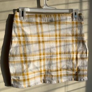 🦙Forever 21 yellow plaid mini skirt